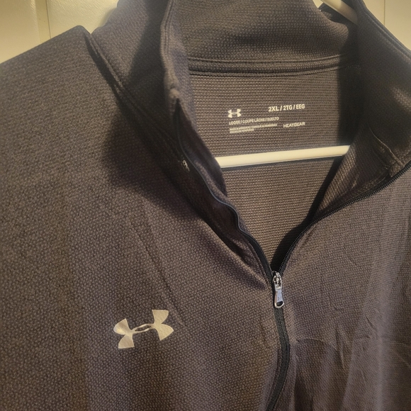 Women's XXL half zip - Picture 2 of 3
